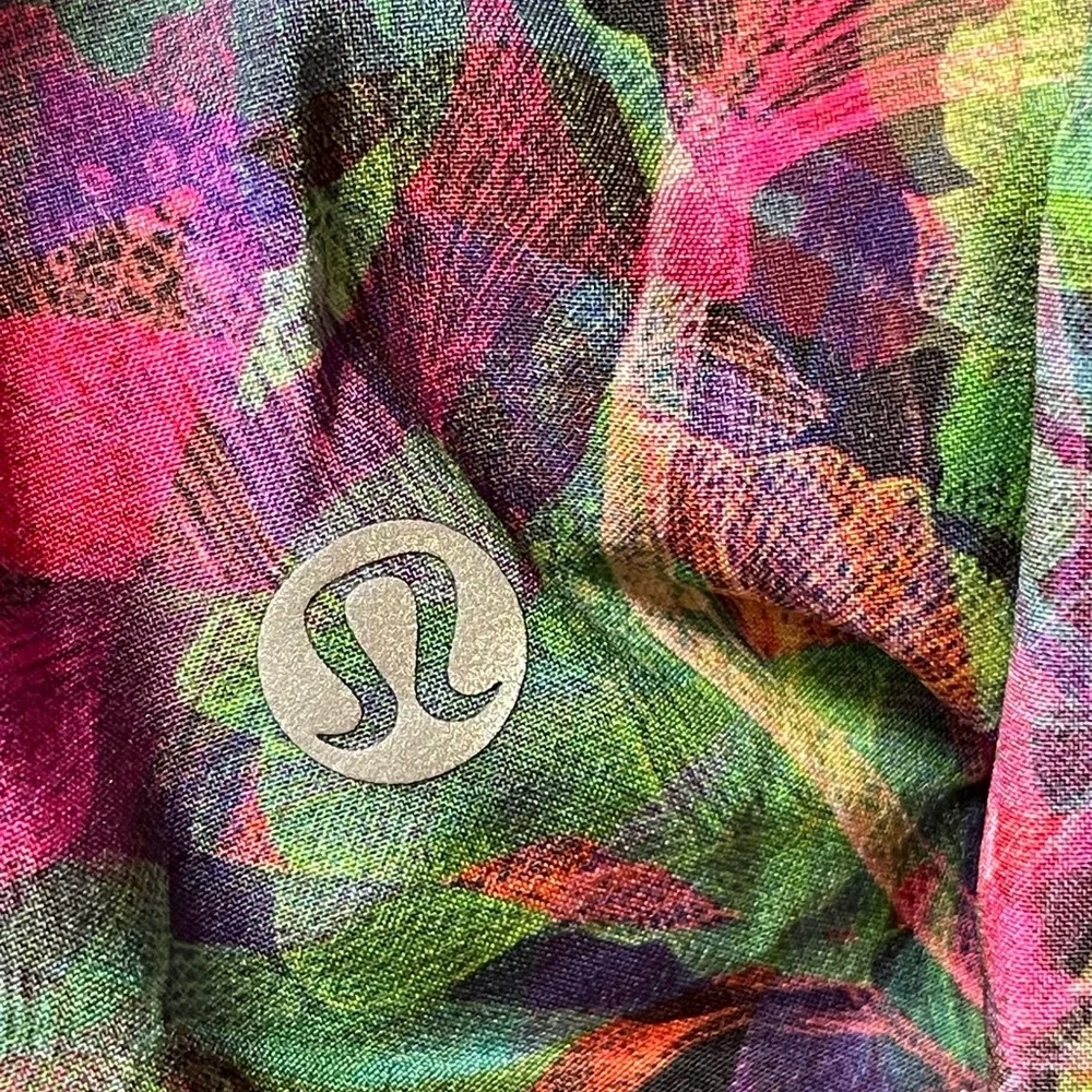 #023, Lululemon pace rival mid-rise skirt, size 8